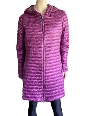 Nuage Ultra Light Down Hooded Packable Puffer Coat Magenta Purple Sz M​